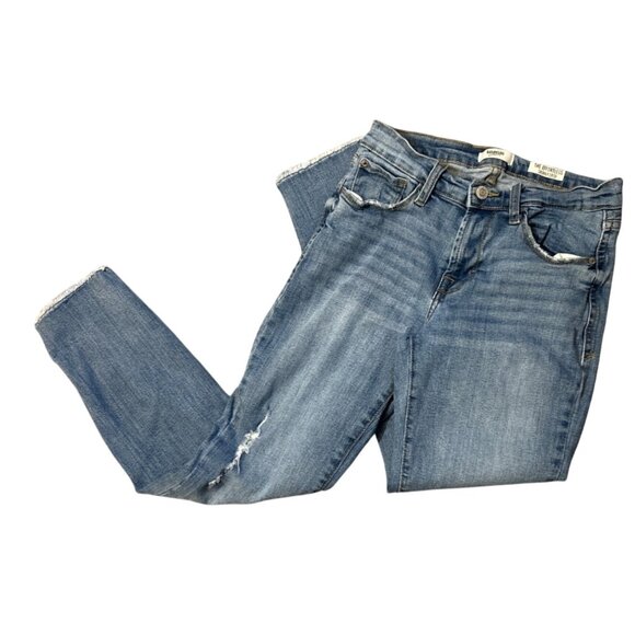 Kensie Distressed Raw Hem Effortless Skinny Crop Jeans in Medium Wash Size 2/26 - Picture 1 of 7